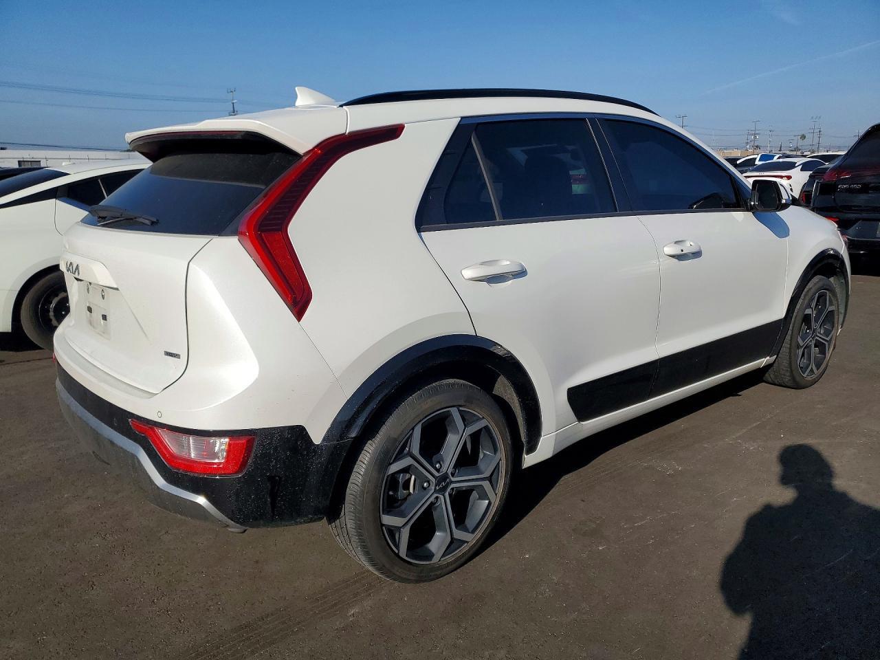 2023 Kia Niro Ex Touring - zdjęcie 3