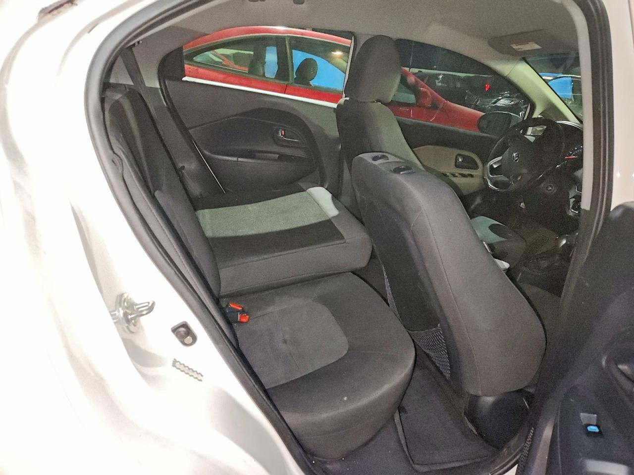 2013 Kia Rio 5-Door Lx - zdjęcie 11