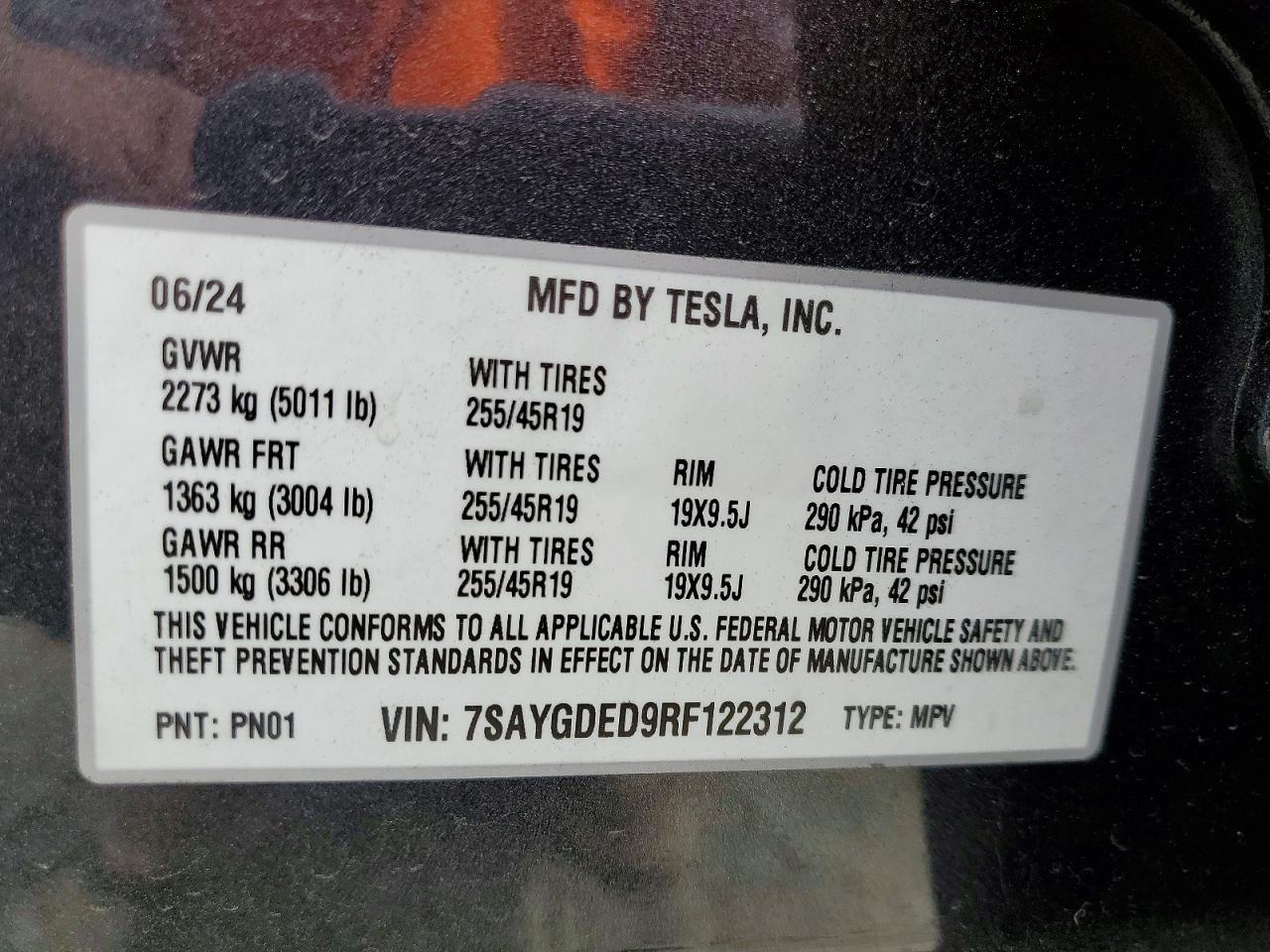 2024 Tesla Model Y - zdjęcie 12