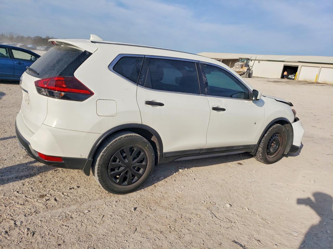 2018 Nissan Rogue S - zdjęcie 3