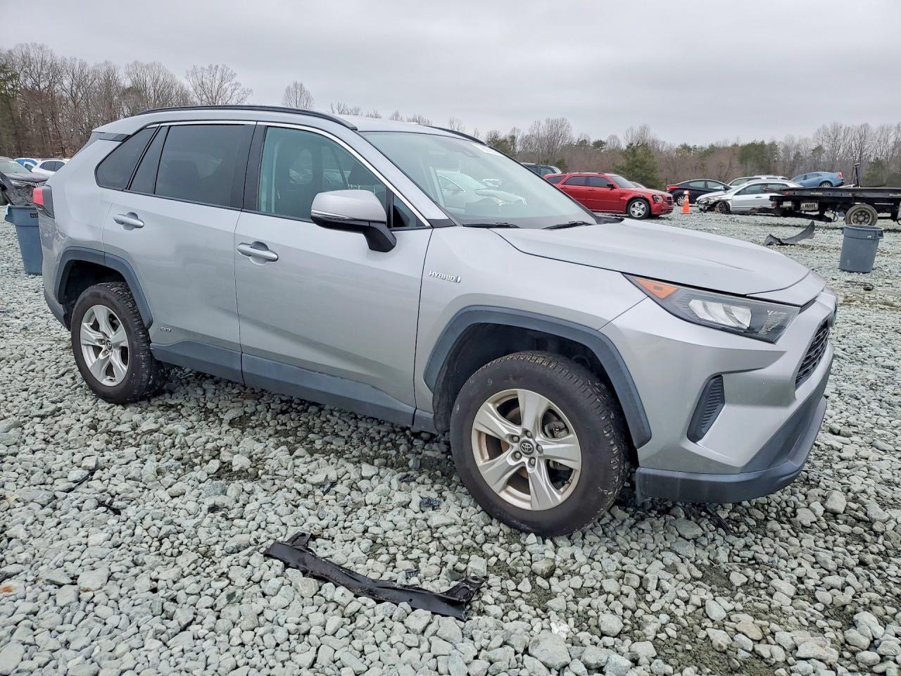 2019 Toyota Rav4 Hybrid Le - zdjęcie 4