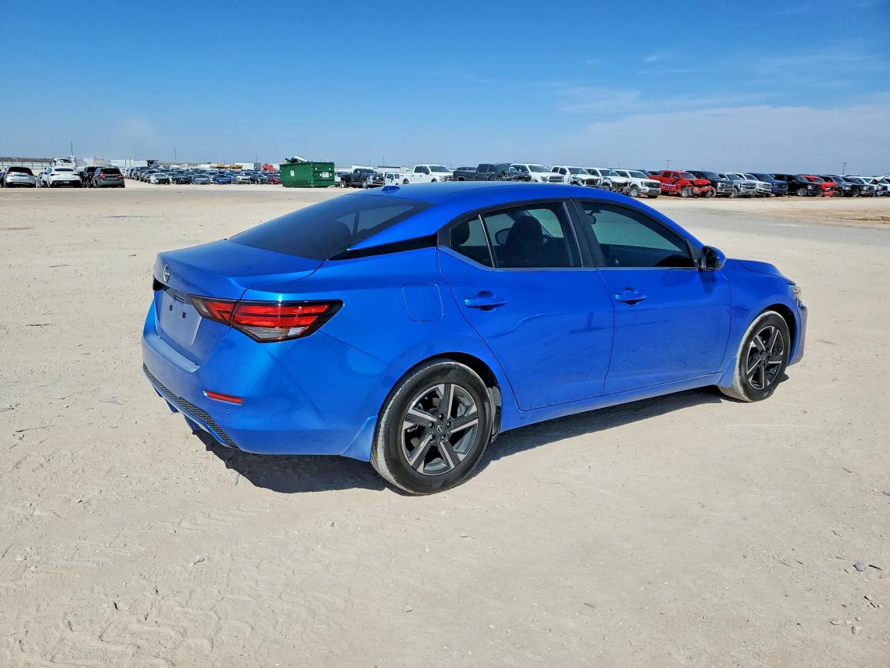 2025 Nissan Sentra S - zdjęcie 3