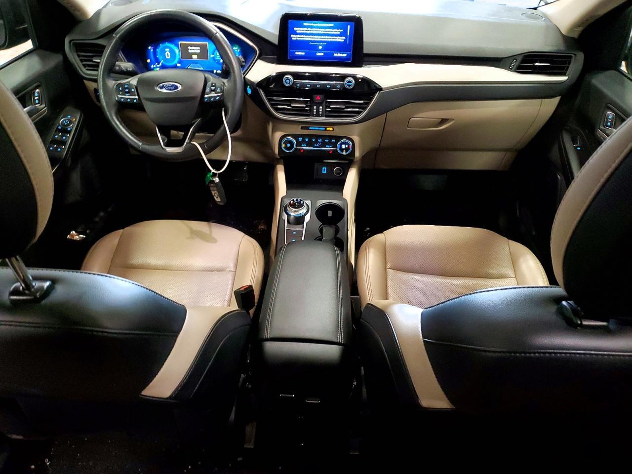 2020 Ford Escape - zdjęcie 8