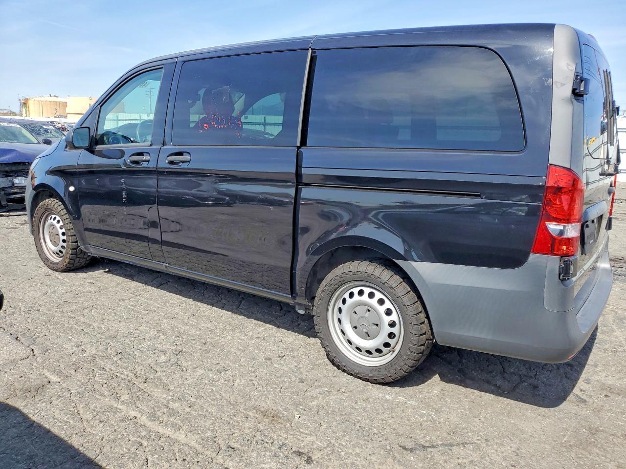 2019 Mercedes Benz Metris - zdjęcie 2