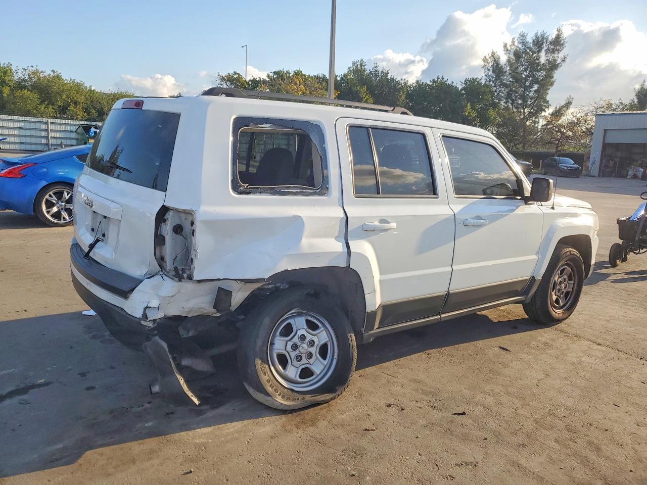2016 Jeep Patriot Sport - zdjęcie 3