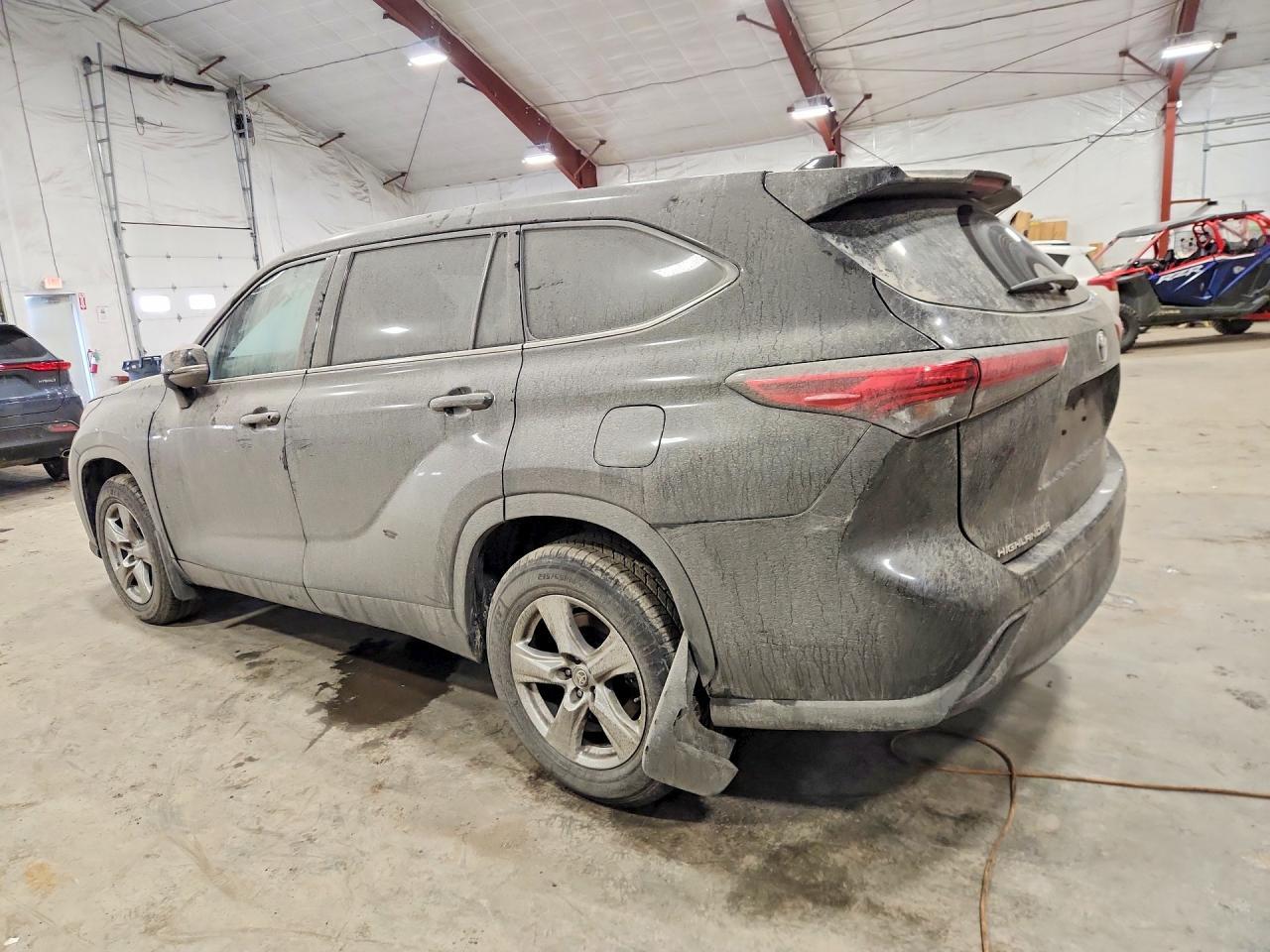 2021 Toyota Highlander L - zdjęcie 2