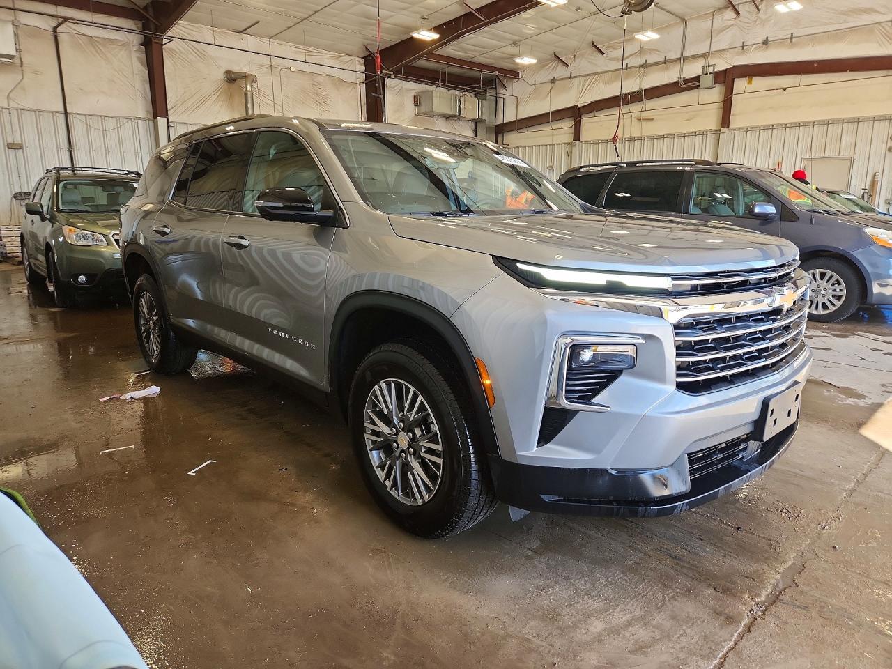 2026 Chevrolet Traverse Lt - zdjęcie 4