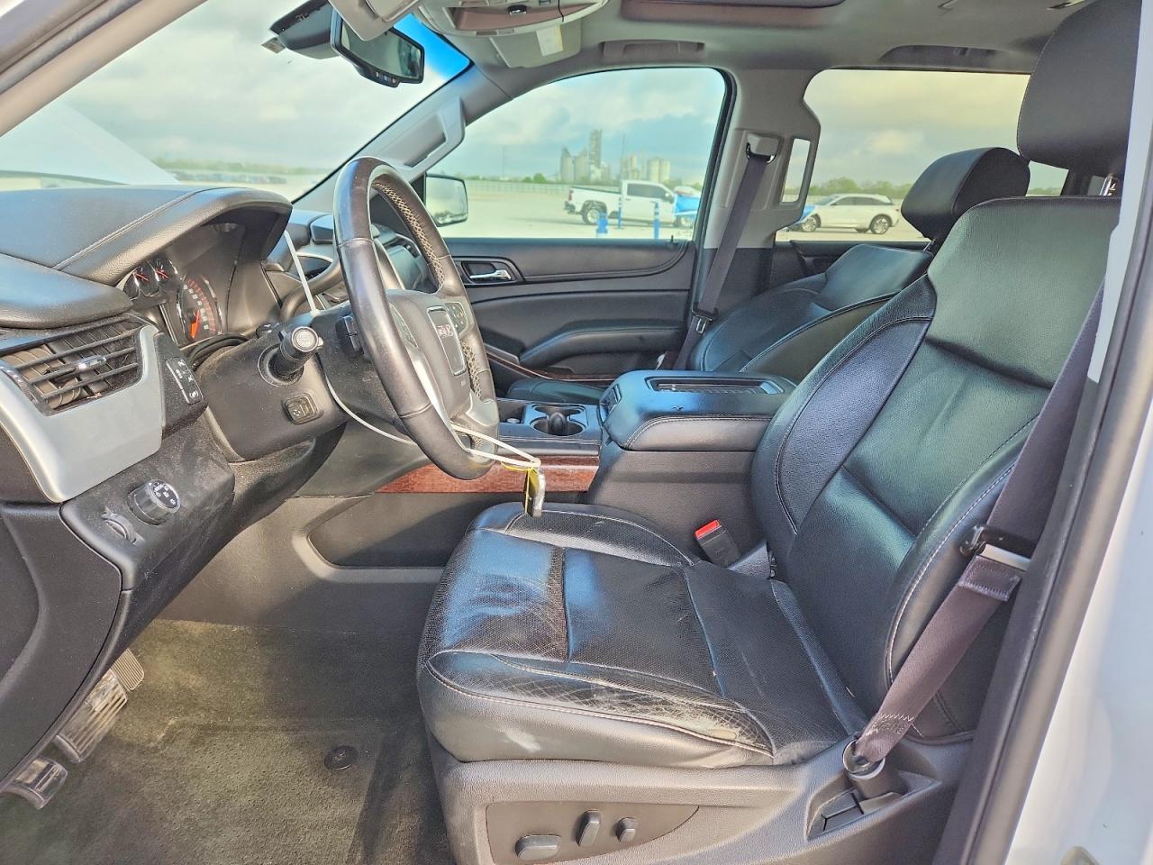 2016 GMC Yukon Xl C1500 Slt - zdjęcie 7