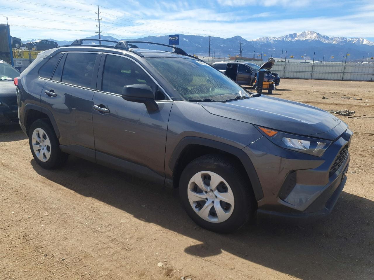 2020 Toyota Rav4 Le - zdjęcie 4