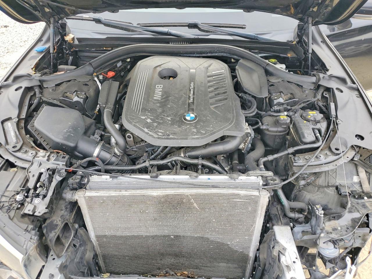 2016 BMW 740 I - zdjęcie 11