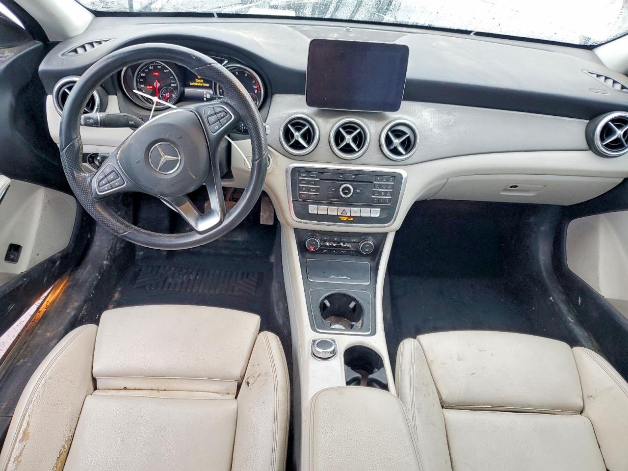 2019 Mercedes-Benz Cla 250 4Matic - zdjęcie 8