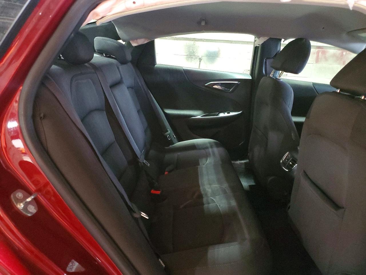 2017 Chevrolet Malibu Hybrid - zdjęcie 10