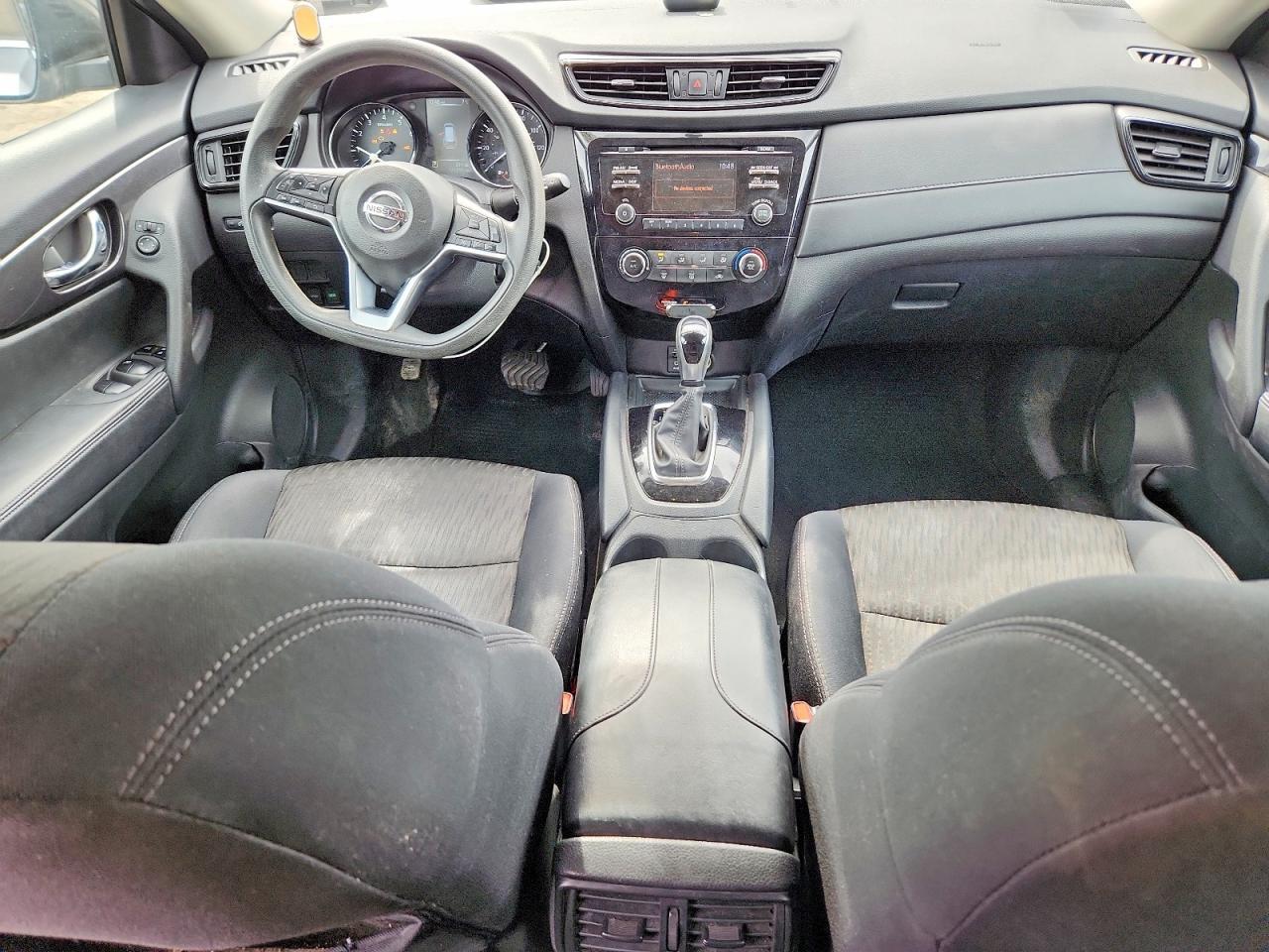 2017 Nissan Rogue S - zdjęcie 8