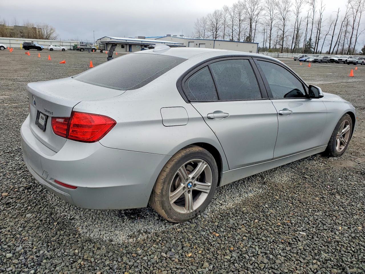 2014 BMW 328 Xi Sulev - zdjęcie 3
