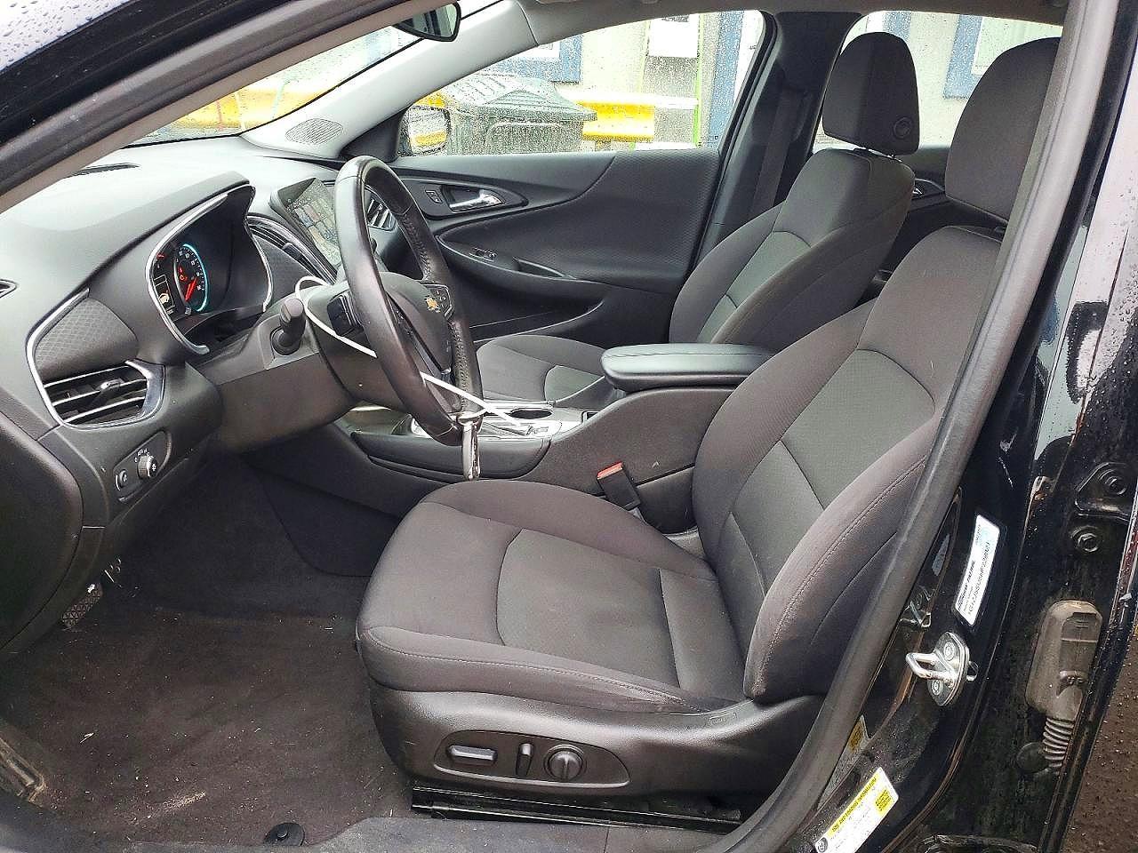 2017 Chevrolet Malibu 2Lt - zdjęcie 7