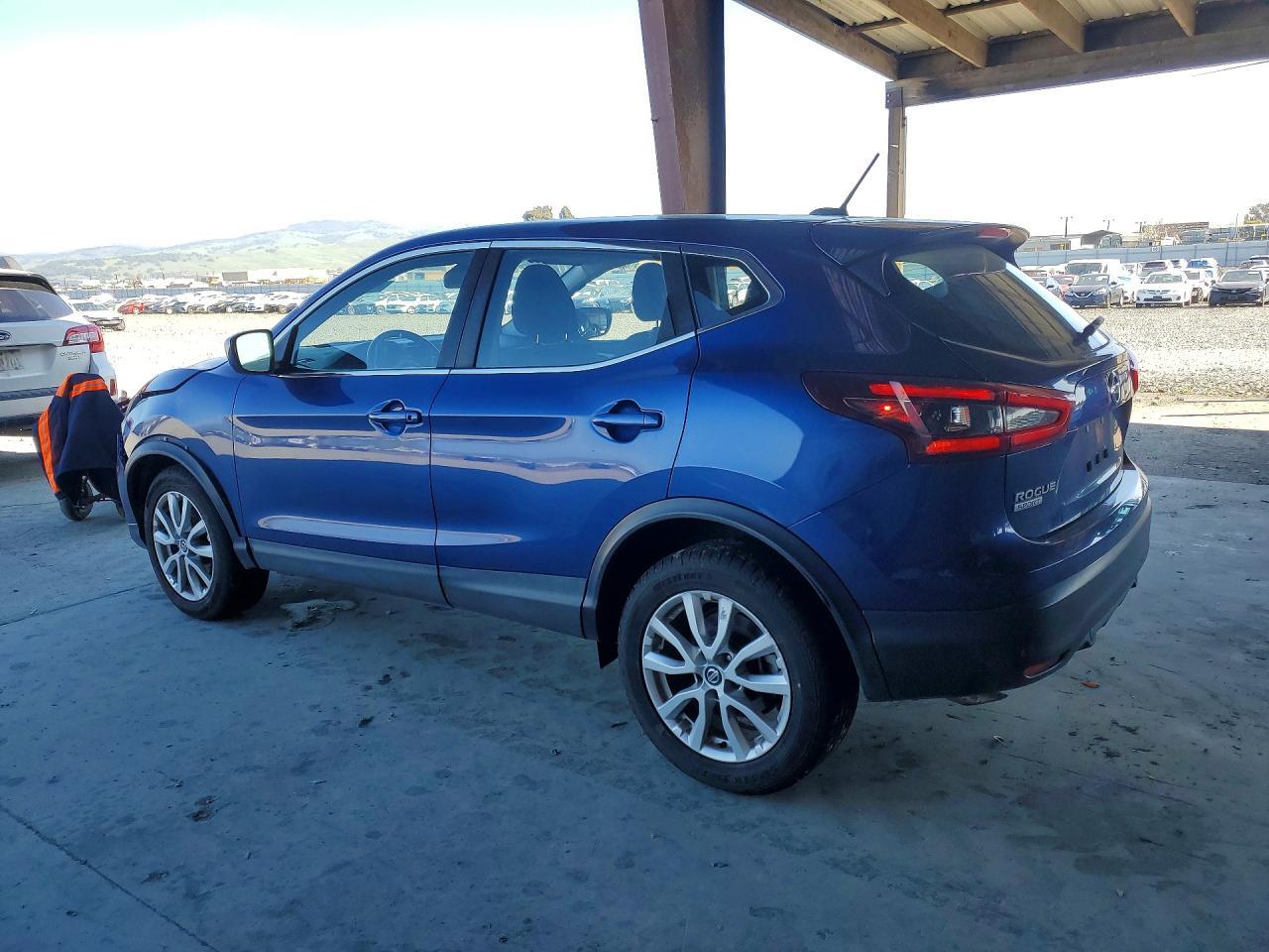 2021 Nissan Rogue Sport S - zdjęcie 2