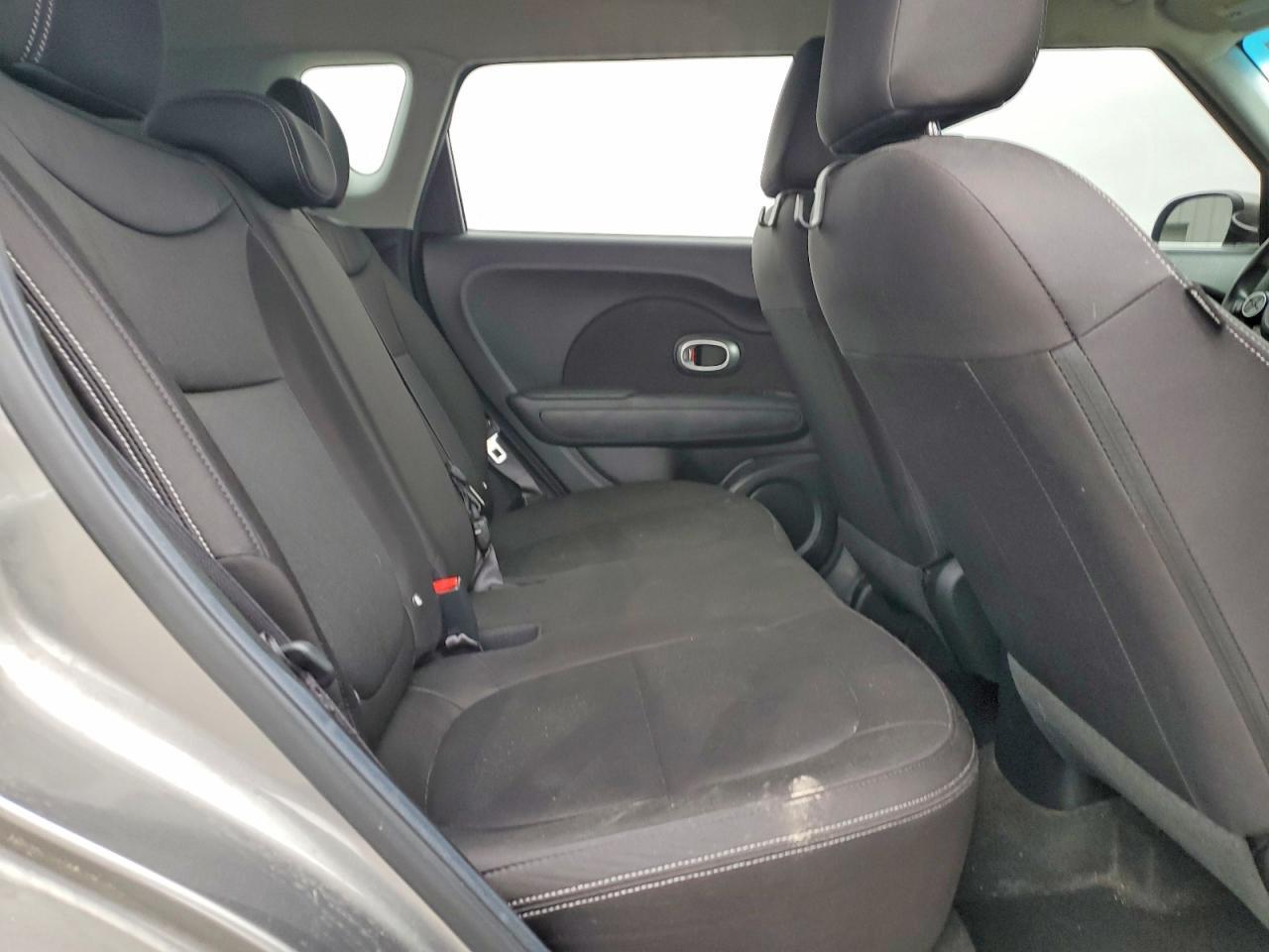 2016 Kia Soul Base - zdjęcie 10