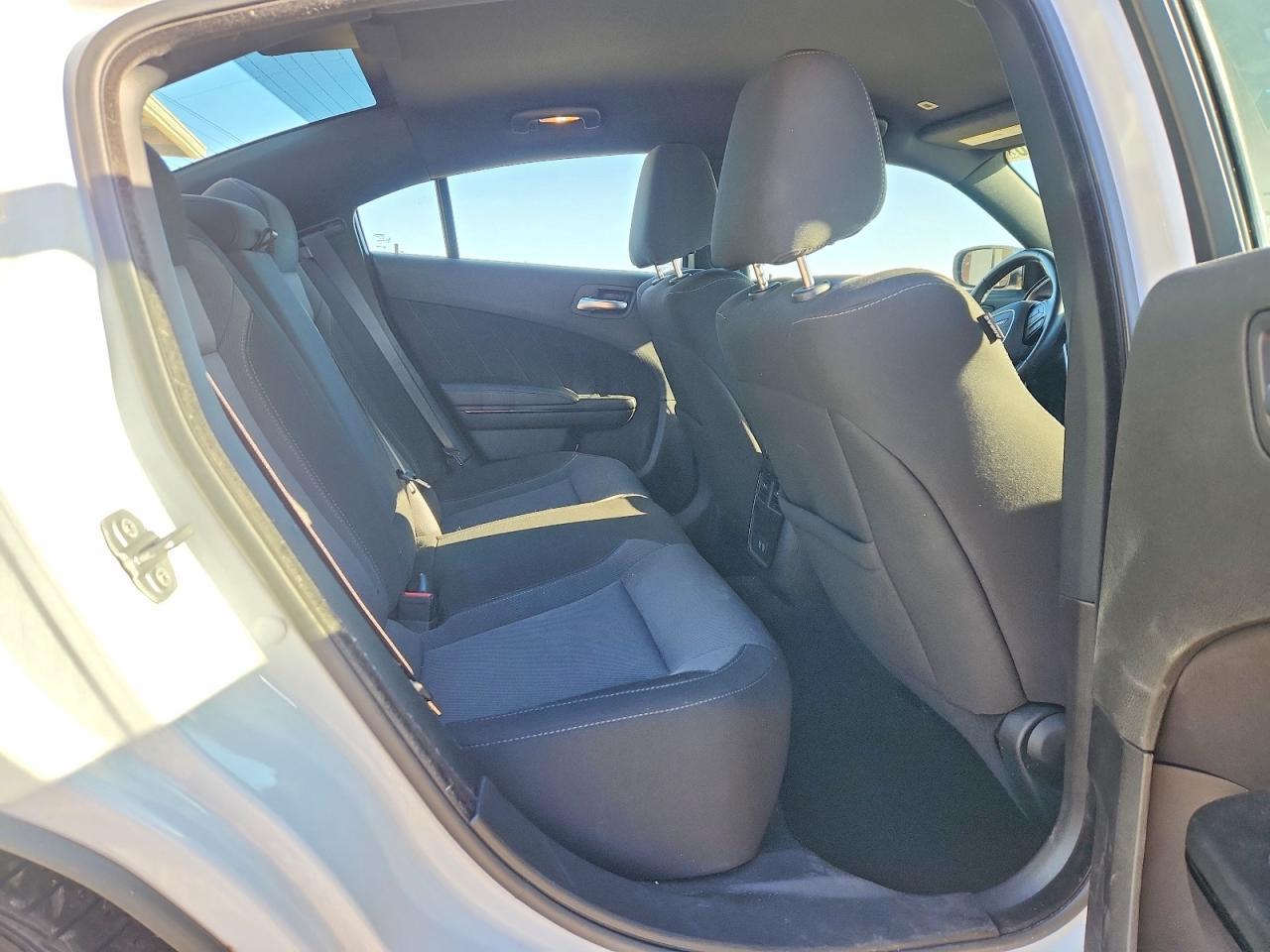 2022 Dodge Charger Sxt - zdjęcie 10