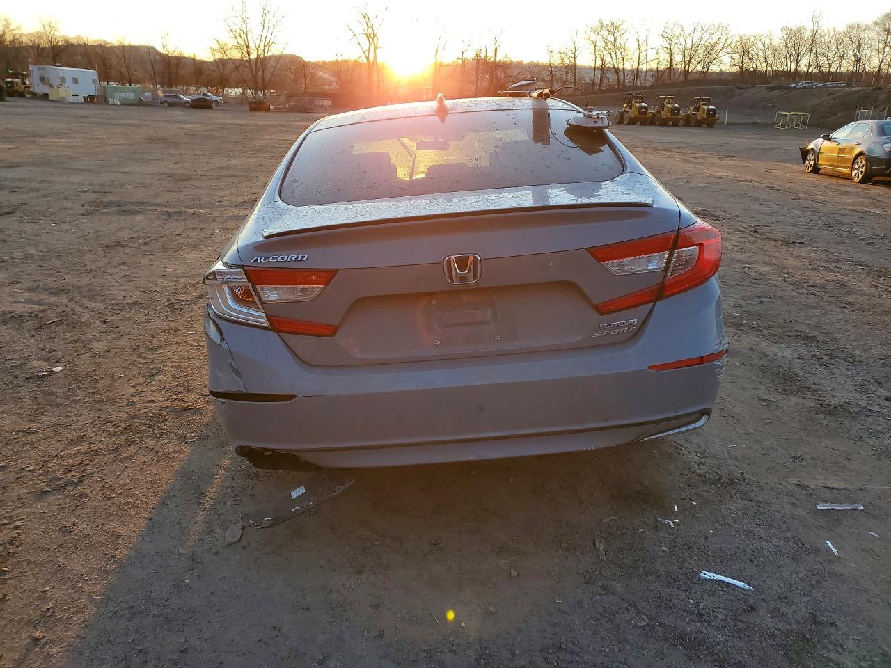 2022 Honda Accord Hybrid Sport - zdjęcie 6