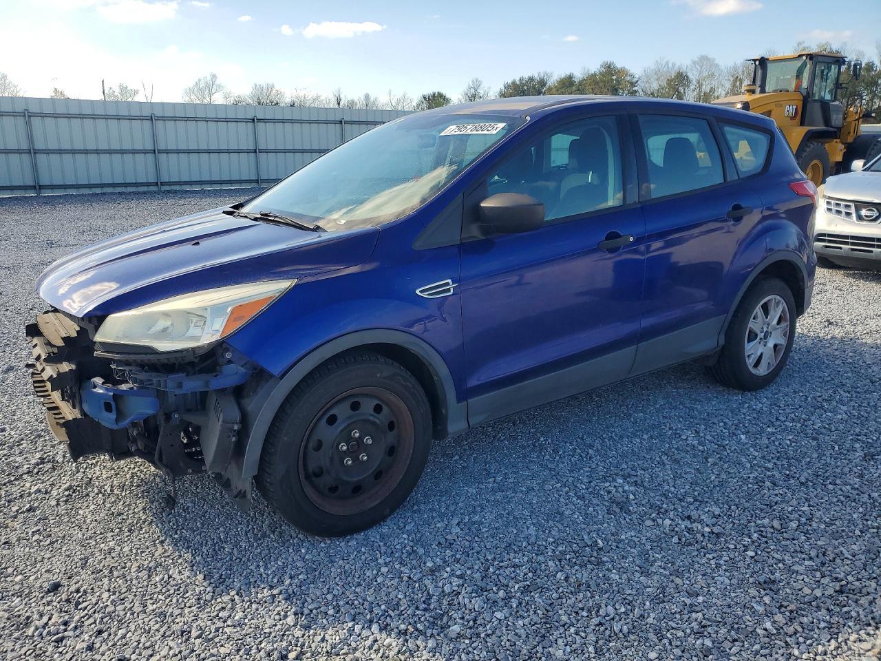 2014 Ford Escape S - zdjęcie główne