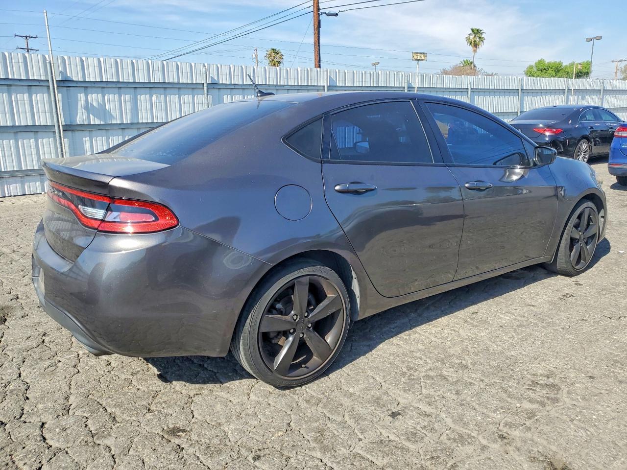 2015 Dodge Dart Sxt - zdjęcie 3