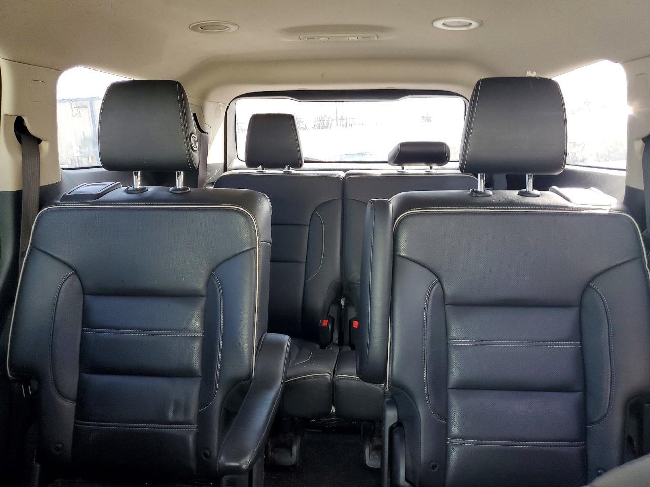 2019 GMC Acadia Denali - zdjęcie 10