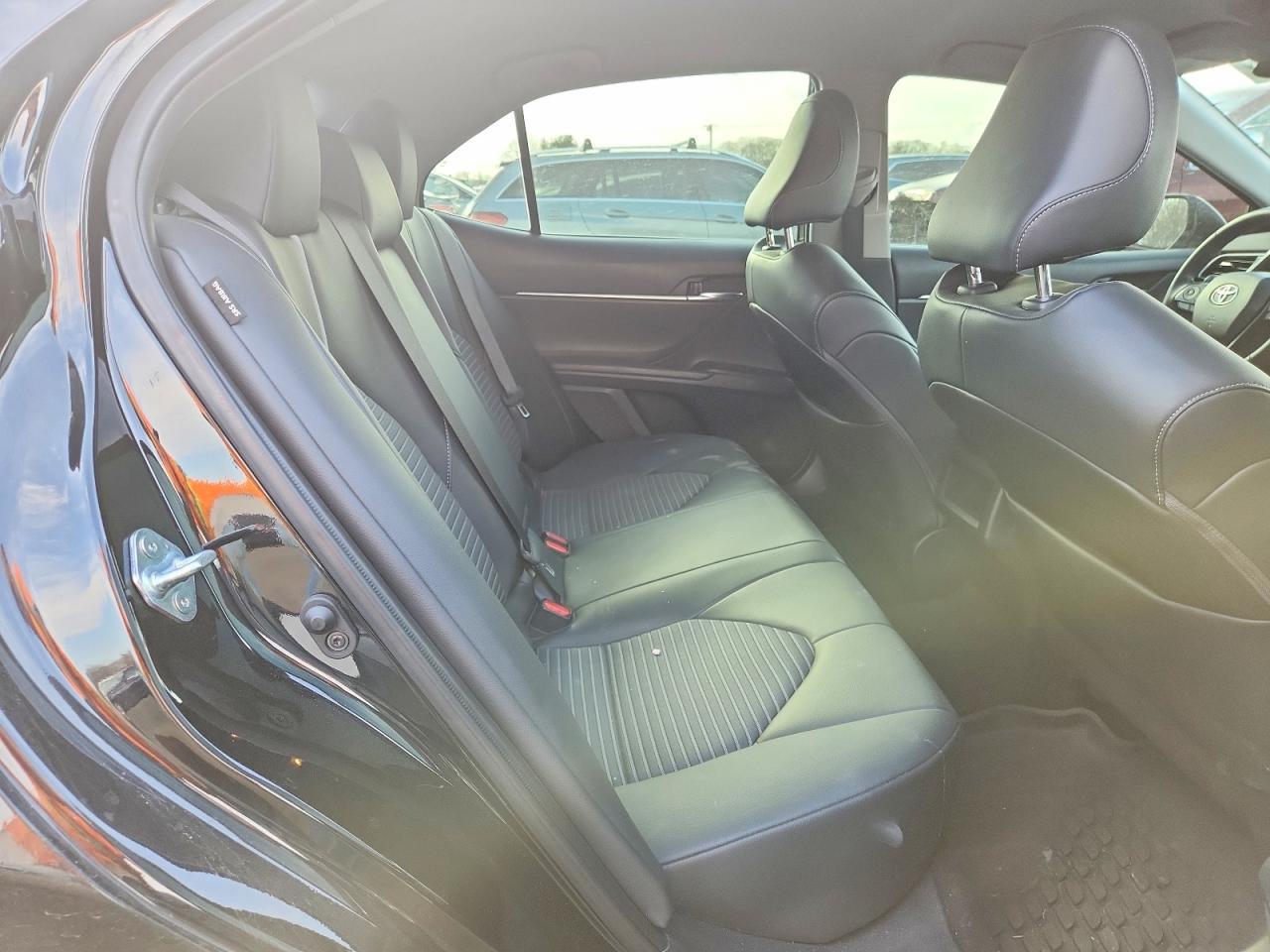 2022 Toyota Camry Se - zdjęcie 10