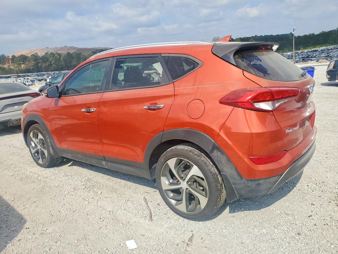 2016 Hyundai Tucson Limited - zdjęcie 2