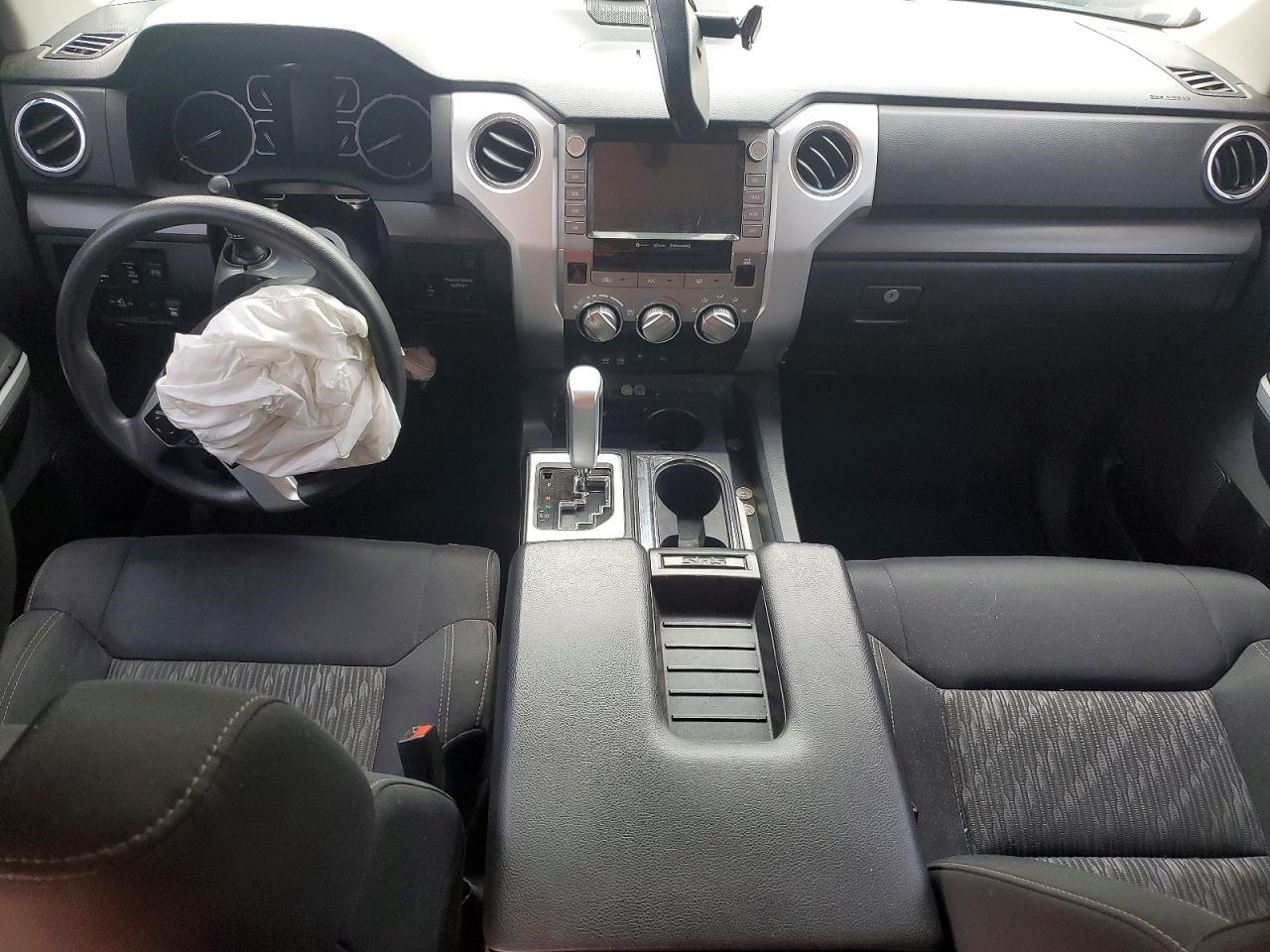 2021 Toyota Tundra Sr5 - zdjęcie 8