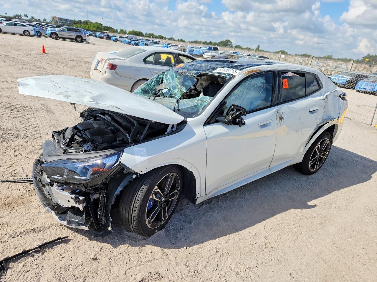 2026 BMW X2 xDrive28I - zdjęcie główne