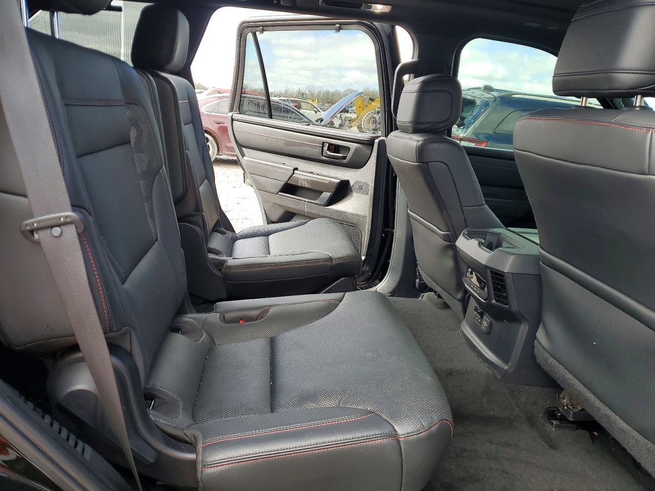 2024 Toyota Sequoia Trd Pro - zdjęcie 11