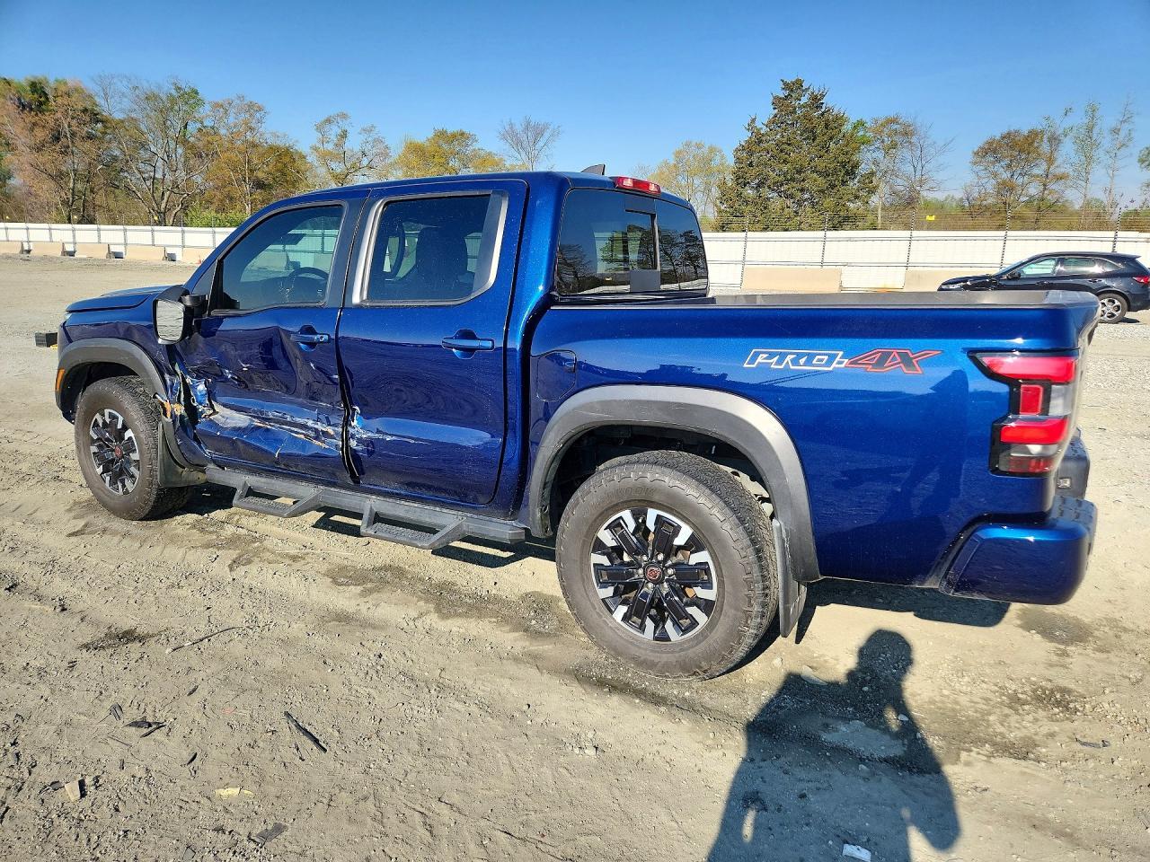 2023 Nissan Frontier Pro-4X - zdjęcie 2