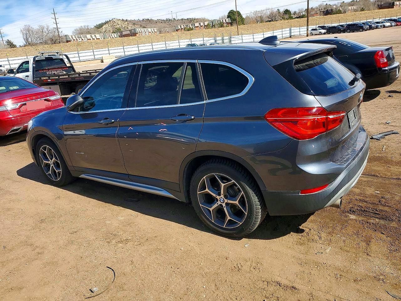 2016 BMW X1 xDrive28I - zdjęcie 2