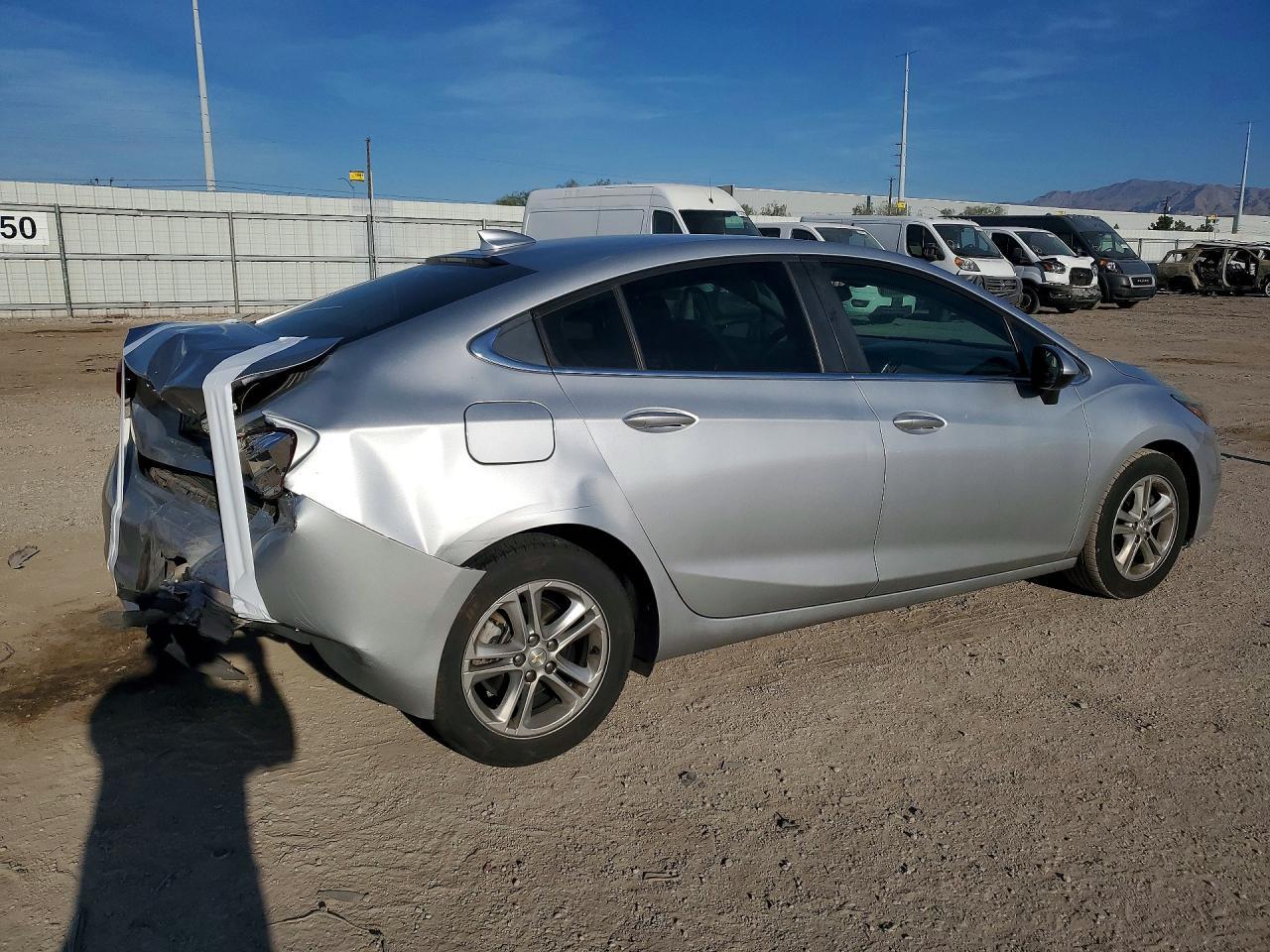2018 Chevrolet Cruze Lt - zdjęcie 3