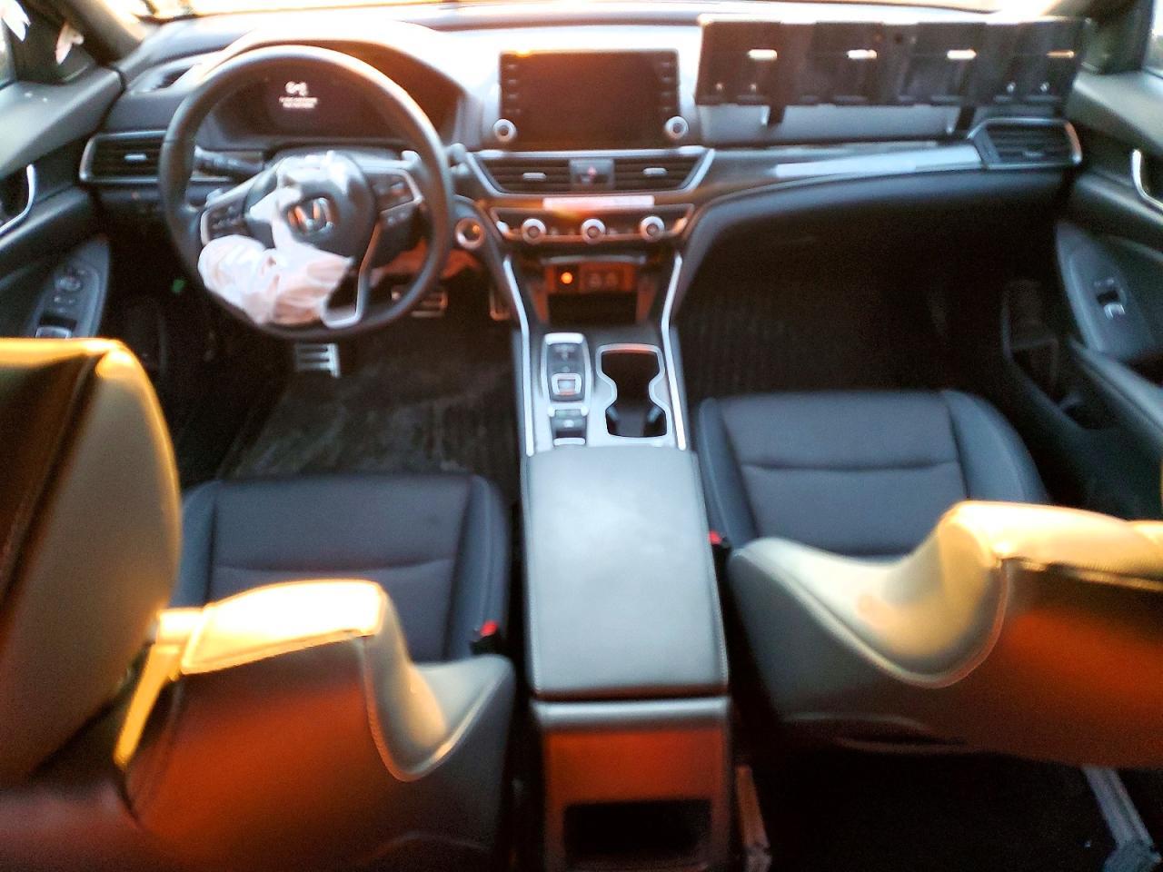 2022 Honda Accord Hybrid Sport - zdjęcie 8