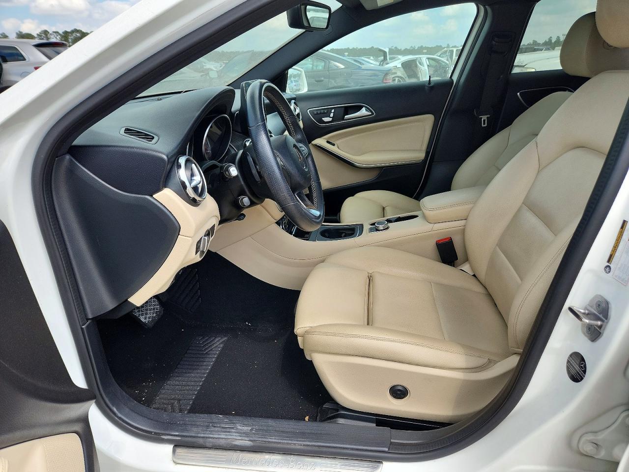 2020 Mercedes-Benz Gla 250 - zdjęcie 7