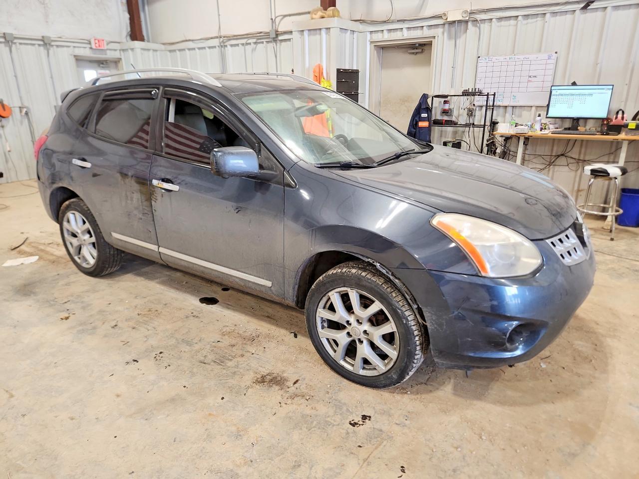 2013 Nissan Rogue S - zdjęcie 4