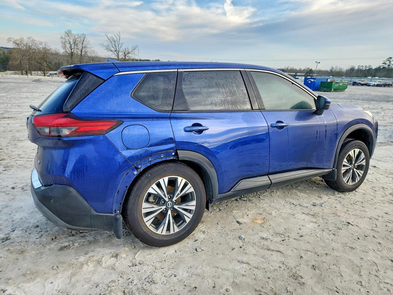 2021 Nissan Rogue Sv - zdjęcie 3