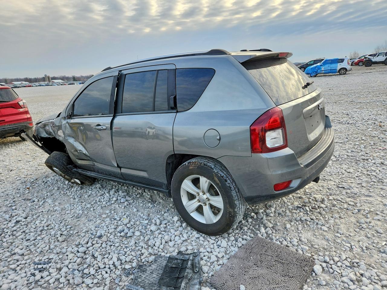 2014 Jeep Compass Latitude - zdjęcie 2