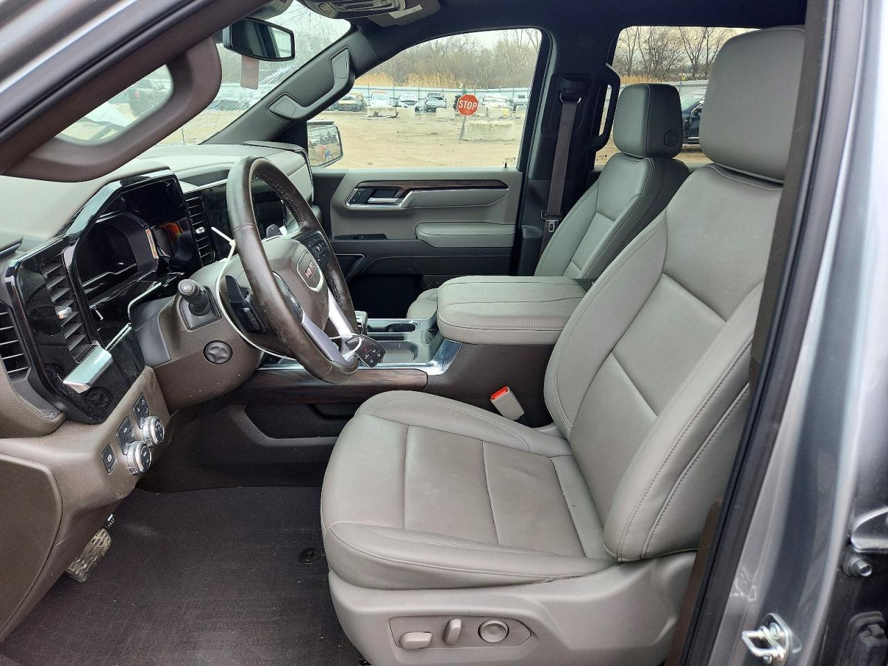 2025 GMC Sierra K1500 Slt - zdjęcie 7