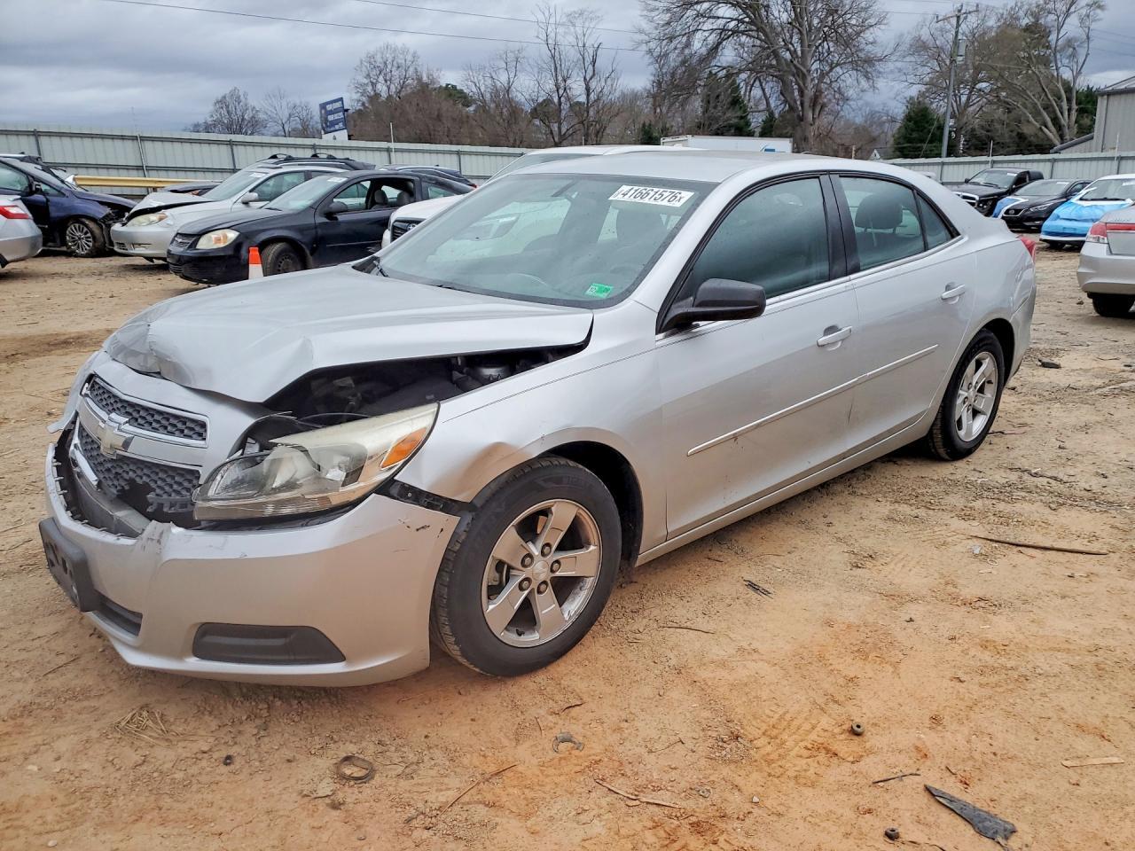 2013 Chevrolet Malibu Ls - zdjęcie główne