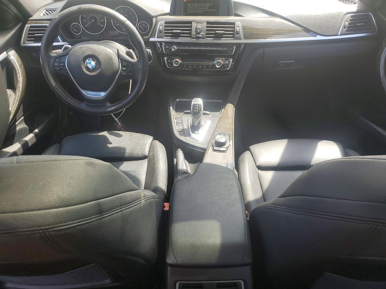 2017 BMW 330 I Sport - zdjęcie 8