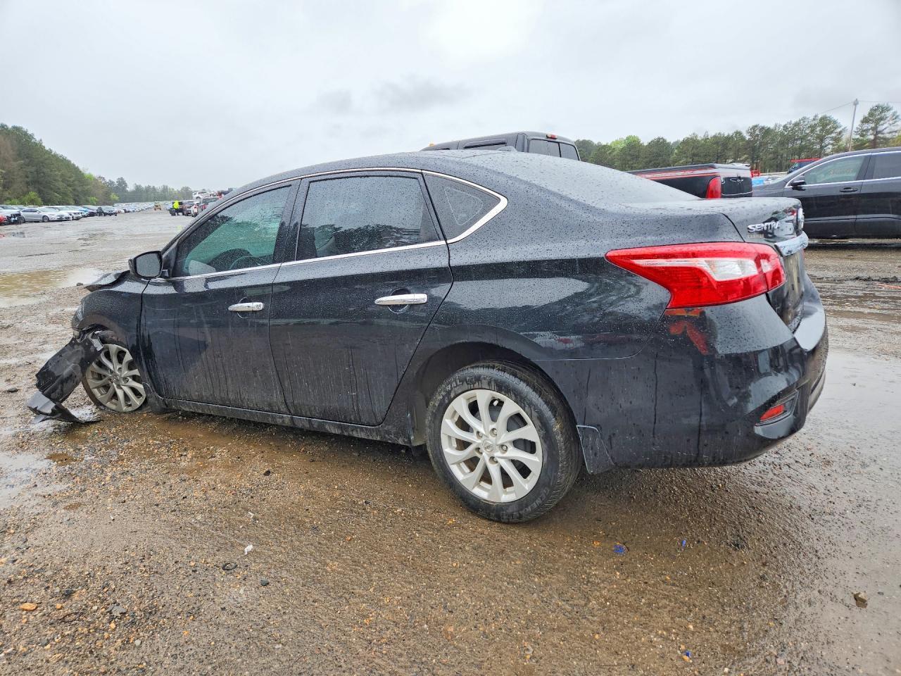 2019 Nissan Sentra Sv - zdjęcie 2