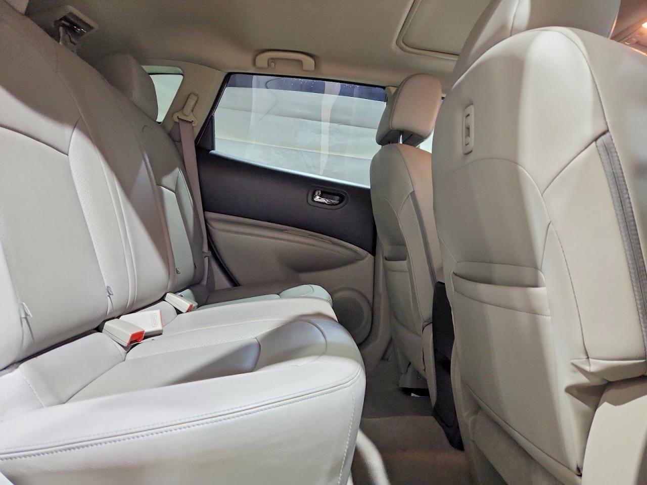 2013 Nissan Rogue S - zdjęcie 11