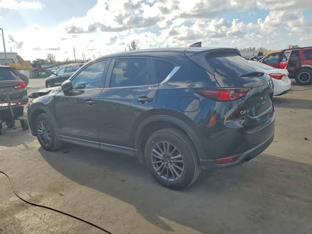 2021 Mazda Cx-5 Touring - zdjęcie 2