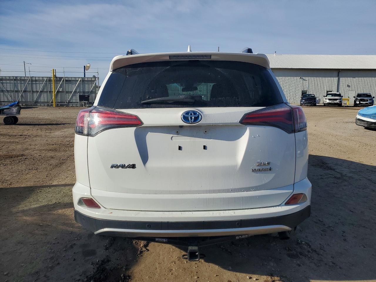 2016 Toyota Rav4 Hybrid Xle - zdjęcie 6