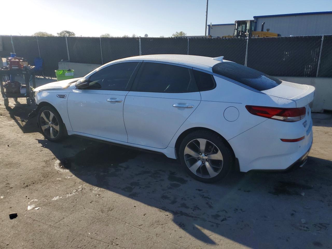 2019 Kia Optima S - zdjęcie 2