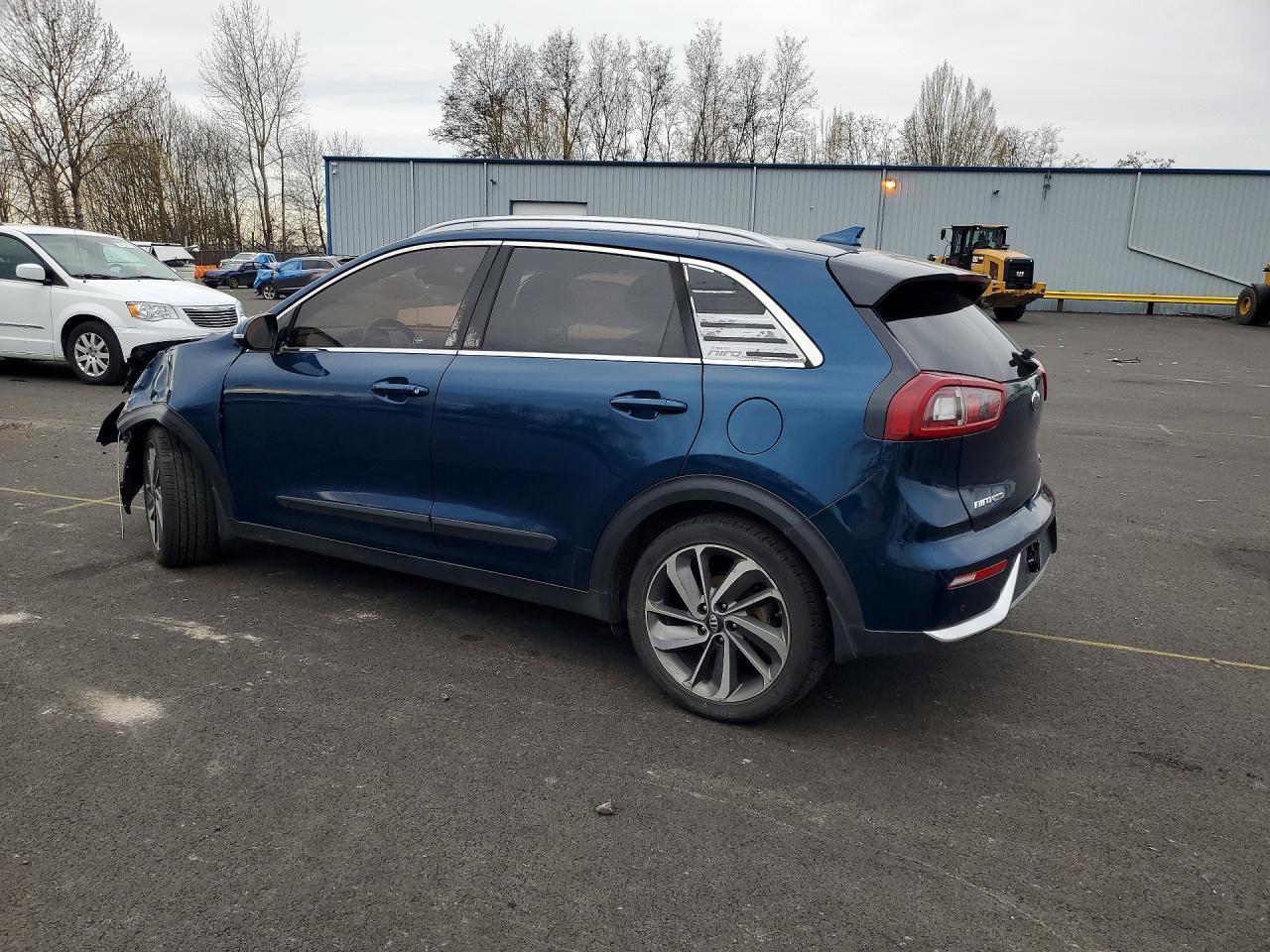 2017 Kia Niro Touring - zdjęcie 2