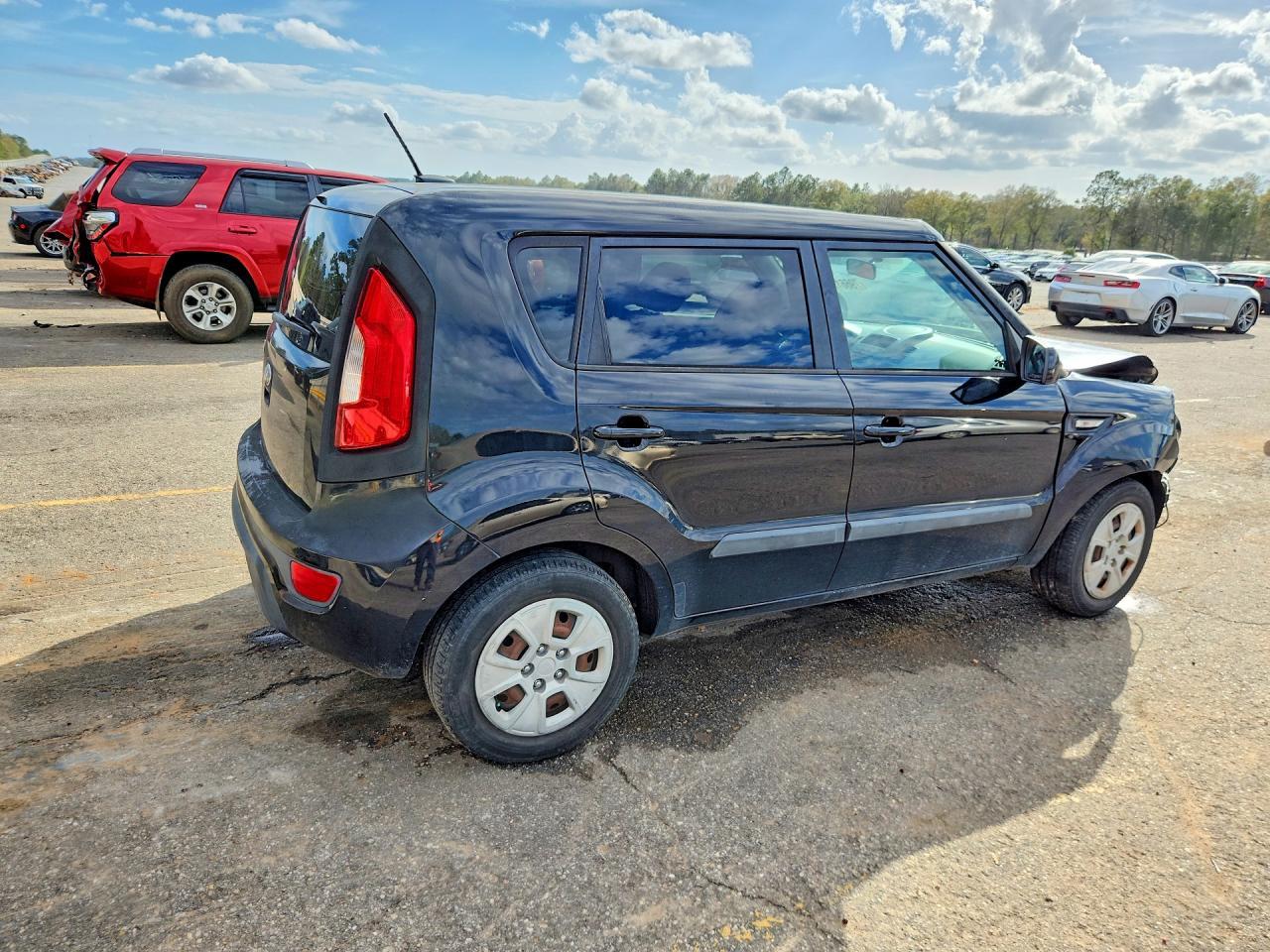 2013 Kia Soul Base - zdjęcie 3