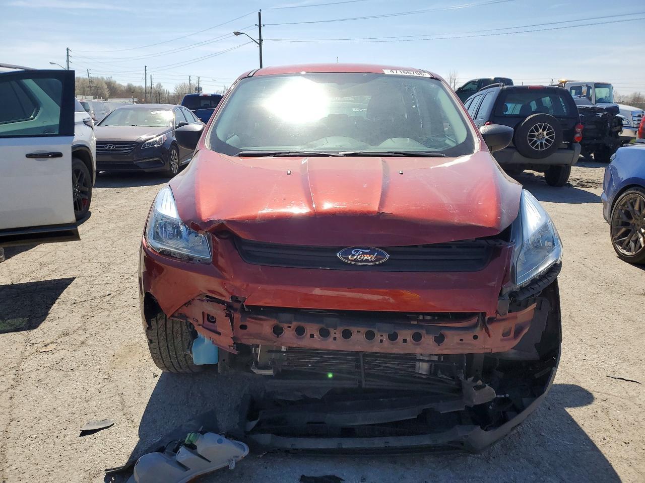 2016 Ford Escape S - zdjęcie 5